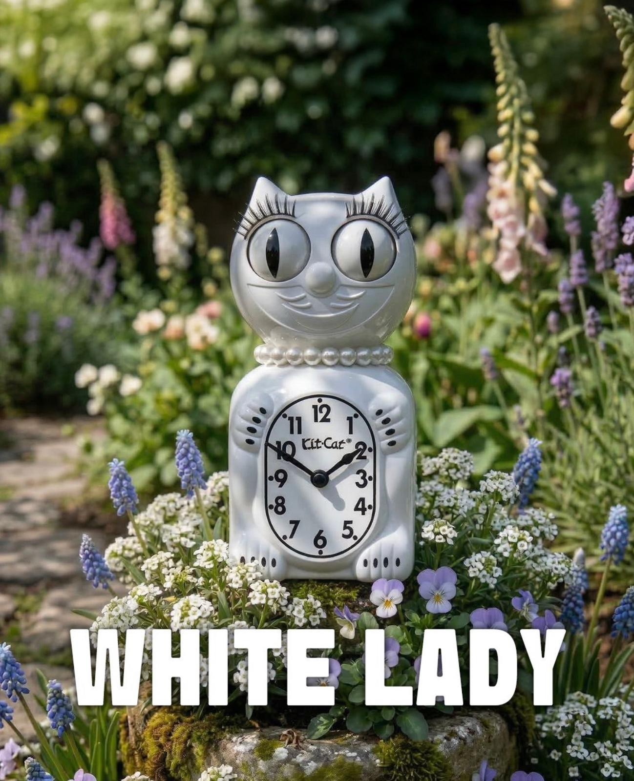 Horloge Kit-Cat Klock Lady Blanche (Édition Limitée) – Image 6