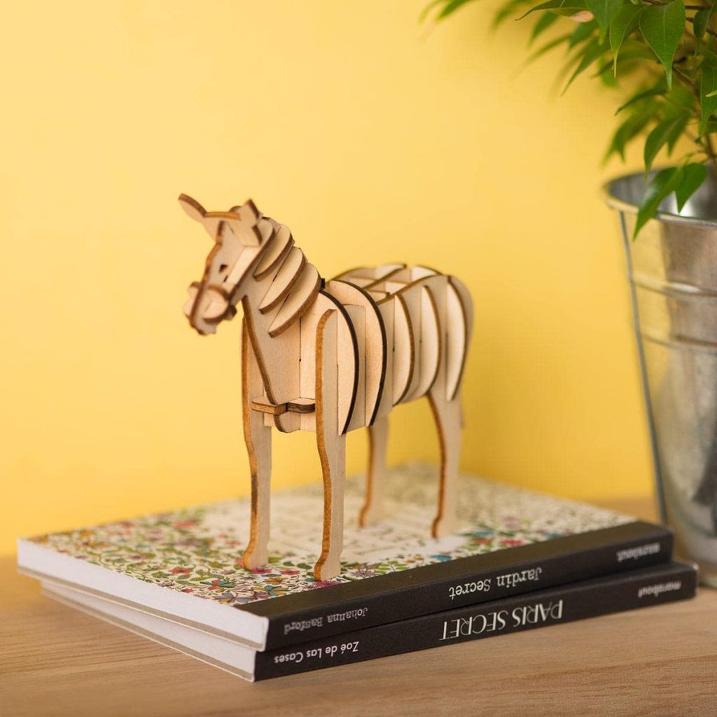 puzzle-3d-cheval-en-bois-facile-tempus-republic