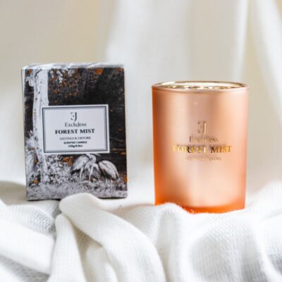 (NOUVEAUTÉ) Bougie parfumée : Distingue Devore Forest Mist - ExcluJess (Édition Limitée)
