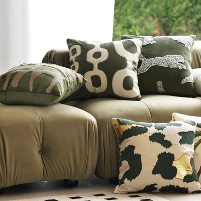 Coussin Léopard vintage brodé ( 40 x 40 ) – Image 3